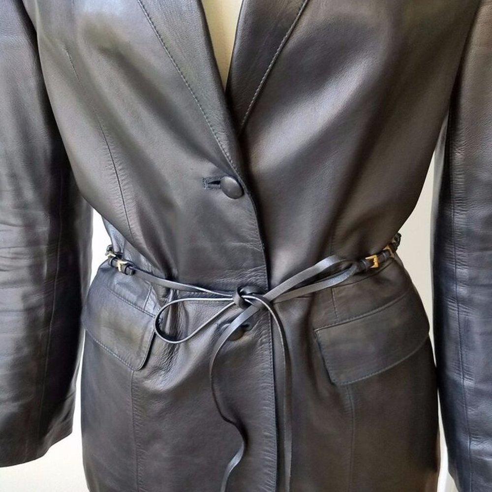 PRADA Vintage WOMAN MILANO BLACK SOFT LEATHER BLAZER JACKET SIZE EU 46 - Picture 7 of 10